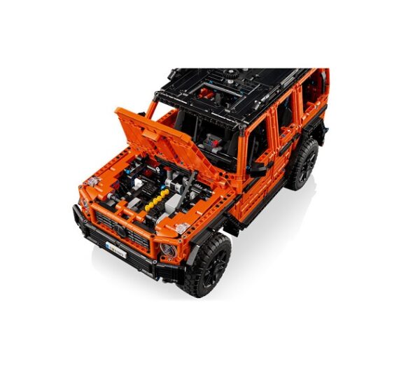 LEGO Technic Mercedes-Benz G500 Professional Line (42177) - Image 3