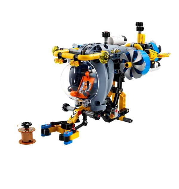 LEGO Technic Deep-Sea Research Submarine (42201) - Image 6