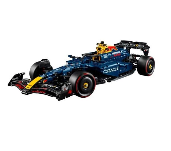 LEGO Technic Oracle Red Bull Racing RB20 F1 Car (42206) - Image 2