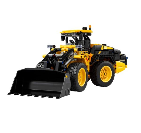 LEGO Technic Volvo L120 Electric Wheel Loader (42209) - Image 2