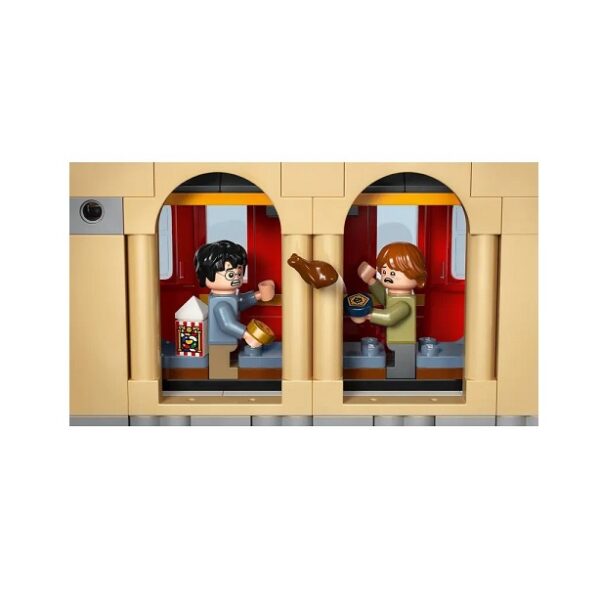 LEGO Harry Potter Book Nook: Hogwarts Express (76450) - Image 2
