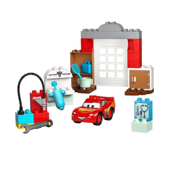 LEGO Duplo Disney McQueen's Visit To Doc's Garage (10456) - Image 6
