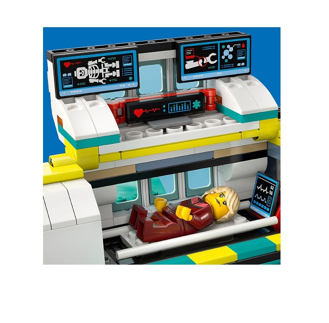 LEGO City Emergency Air Ambulane Airplane (60465) - Image 3