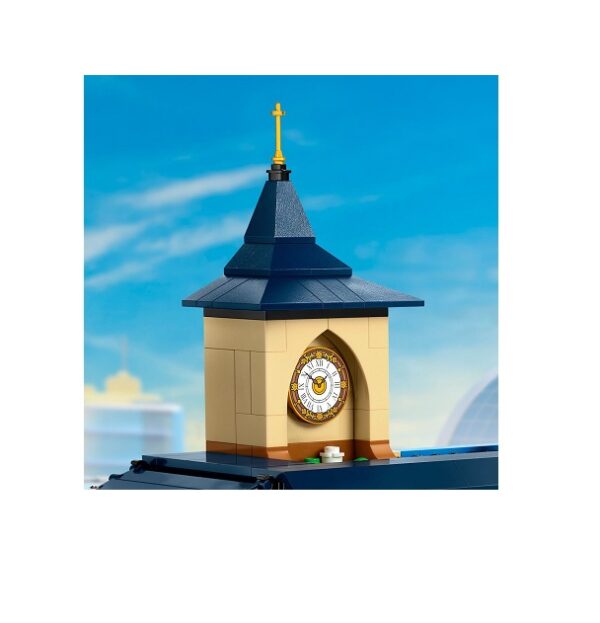 LEGO City Central Train Station (60469) - Image 7