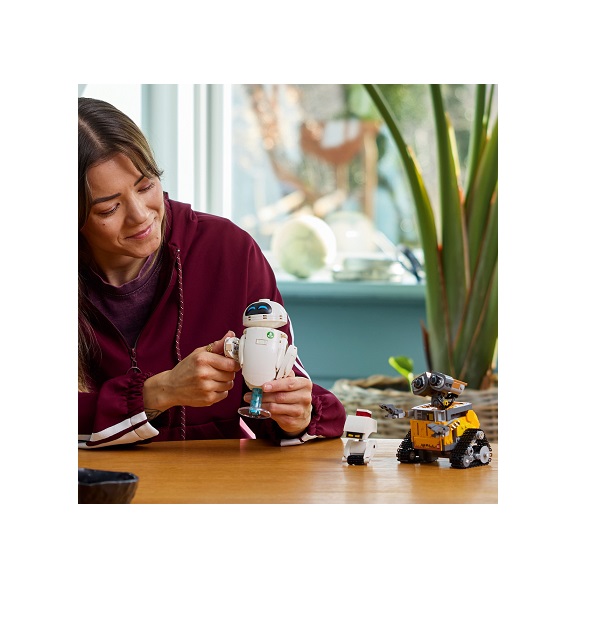LEGO Disney Wall-E & Eve (43279) - Image 5
