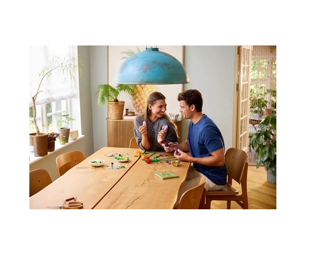 LEGO Botanical Tulip Bouquet (11501) - Image 3