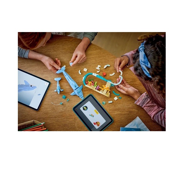 LEGO Creator 3in1 Sea Animals: Beautiful Dolphins (31385) - Image 5