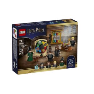 LEGO Harry Potter Hogwarts™ Castle: Sorting Hat™ Ceremony 76460