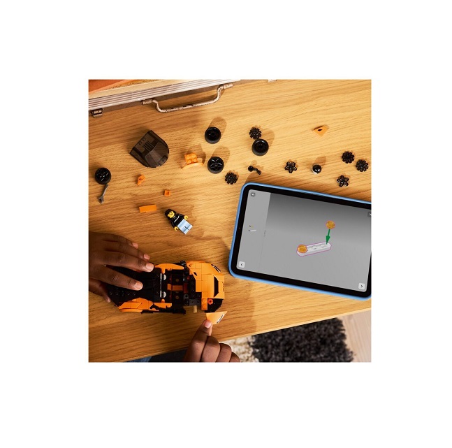 LEGO Speed Champions McLaren W1 (77257) - Image 2