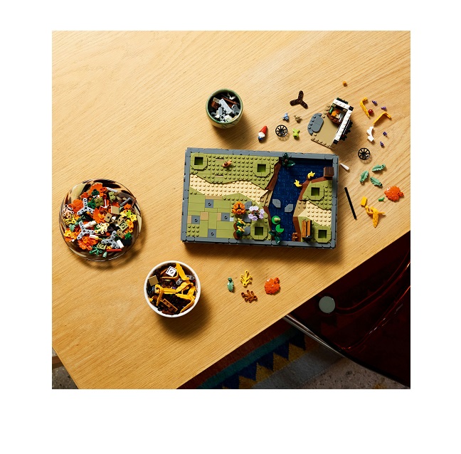 LEGO Icons Autumn Cottage Garden (11372) - Image 7