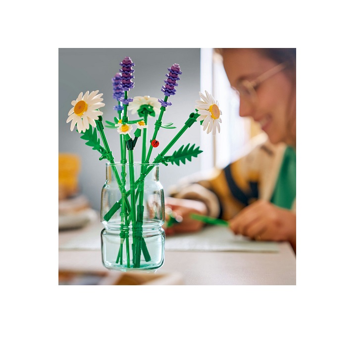 LEGO DAISIES Botanical Collection 11508 - Image 2